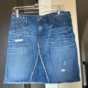 ᗷᗩᑎᗩᑎᗩ ᖇᗴᑭᑌᗷᒪᎥᑕ Denim Jean Skirt
🍌🍌🍌